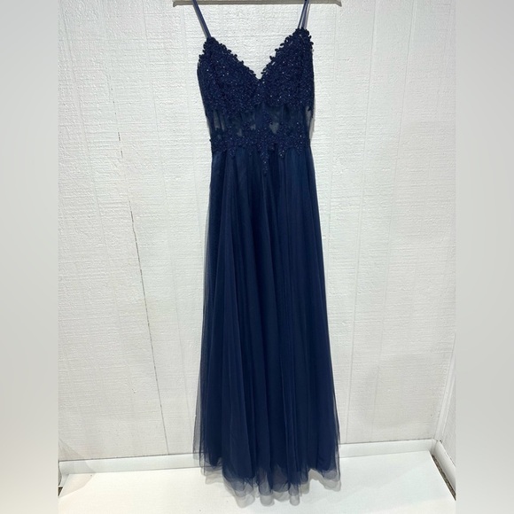 NWT Windsor jaci rhinestone embroidered a line mesh formal gown size 1 - Picture 2 of 15